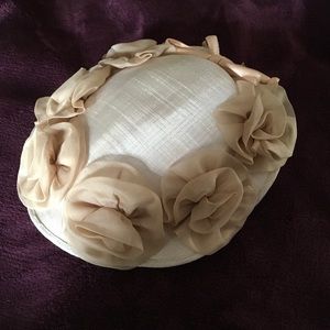 Vintage satiny light peach hat